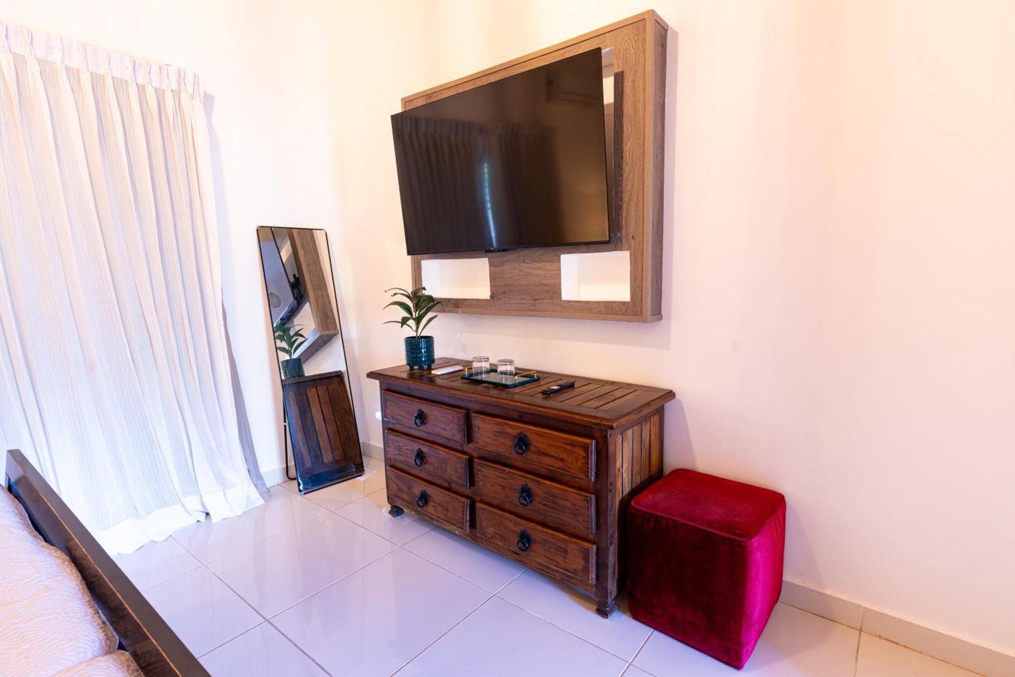 נגואה Hotel Boutique Del Lago מראה חיצוני תמונה